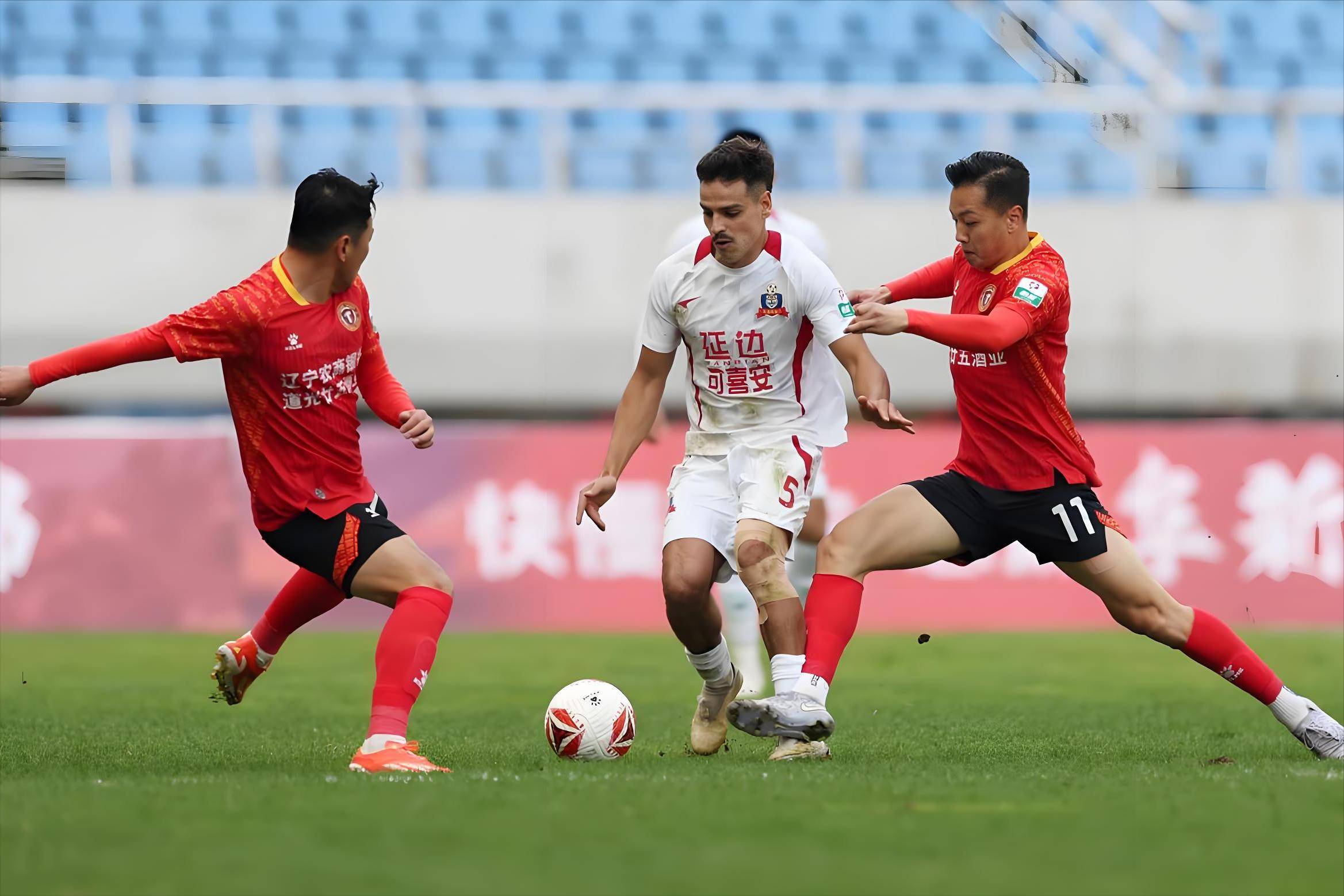 包含菲尼克斯太阳发布备战花絮,国际比赛日内部沟通,中超任务艰巨,阵容厚度经受考验的词条 包含菲尼克斯太阳发布备战花絮,国际比赛日内部沟通,中超任务艰巨,阵容厚度经受考验的词条