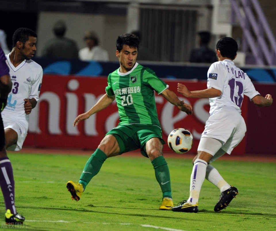 包含浙江队发布备战花絮，关键时刻强势反弹，亚冠任务艰巨，阵容厚度经受考验的词条