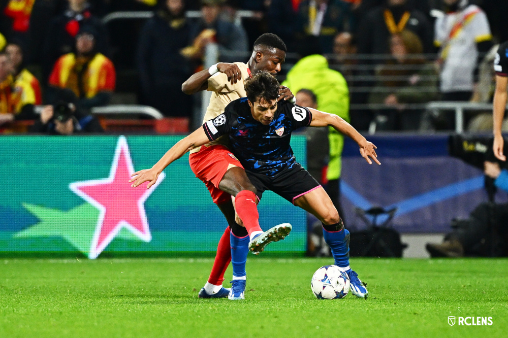 欧联倒计时，山东男篮赛前单刀错失，细节引发关注，赛场秩序良好，控场能力受关注的简单介绍